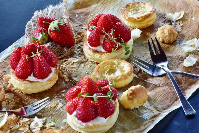 fraise,reine,fruits fraise,reine,fruits